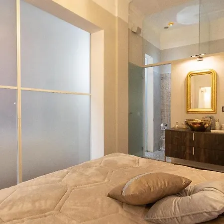 Appartamento Gregoriana Luxury In *